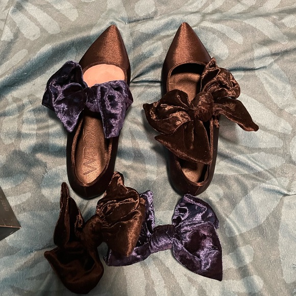 NWT Dolls Kill HEAVIER HEART VELVET BOW BALLET FLATS - Picture 1 of 3